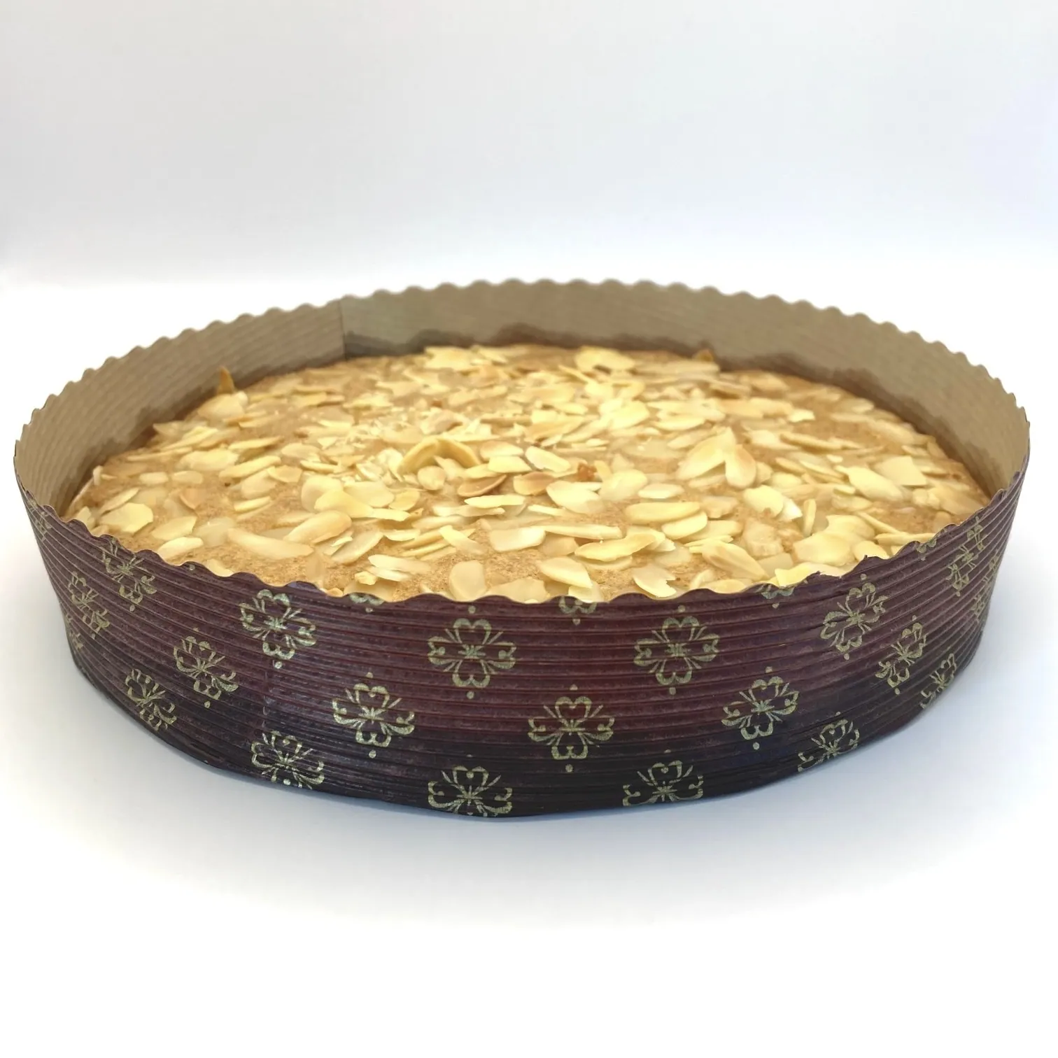 gateau_amande Gâteau aux amandes effilées dans son moule en papier