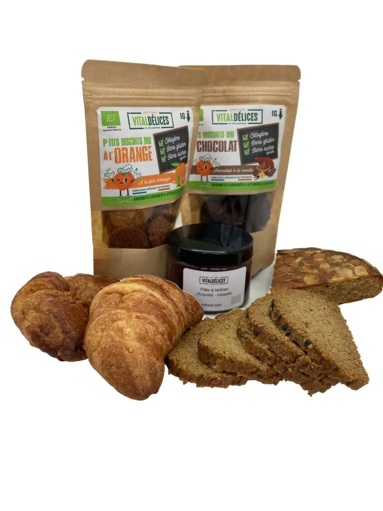 Assortiment VitalDélices : sachets de biscuits, croissants et pain tranché